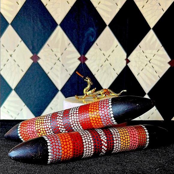 Handcrafted Aboriginal Clapping Sticks – Authentic & Beautifully Made - Picture 8 of 12